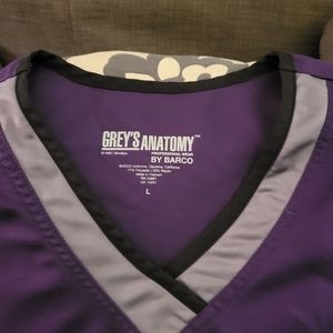 Grey's Anatomy scrub top purple grey and black size large